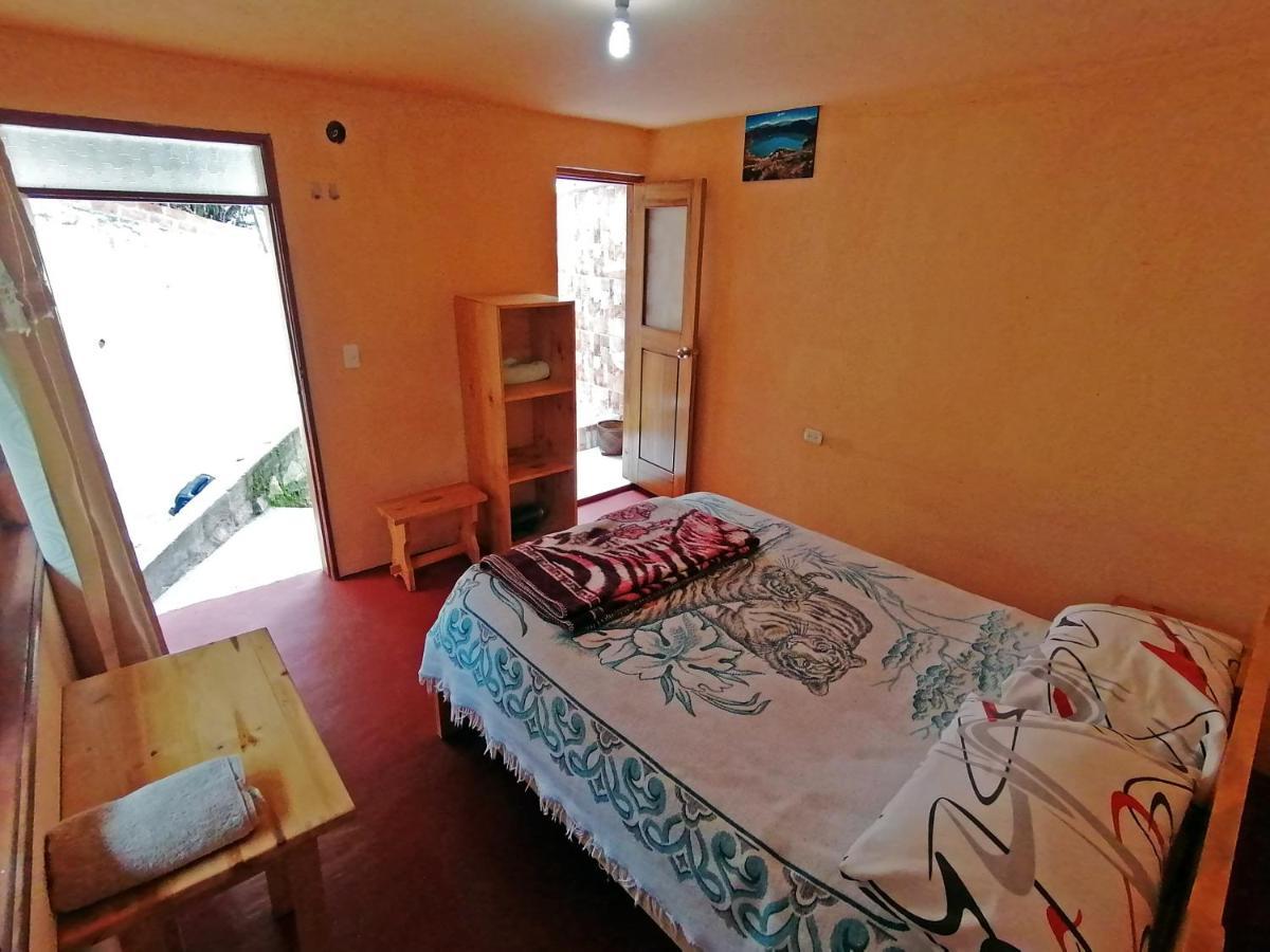 Hostal Dona Clarita & Vegetarian Food Chugchilan Ngoại thất bức ảnh