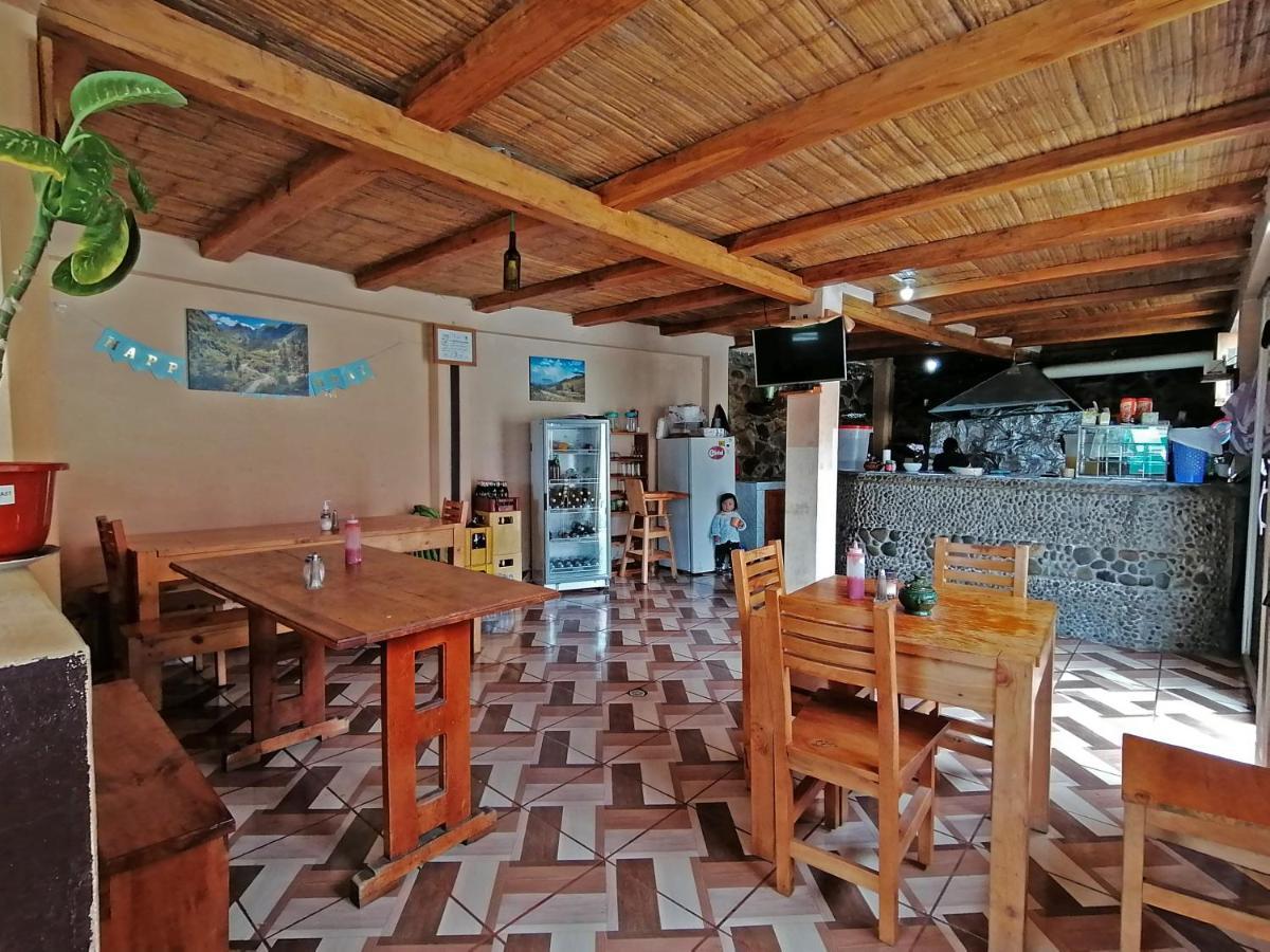 Hostal Dona Clarita & Vegetarian Food Chugchilan Ngoại thất bức ảnh
