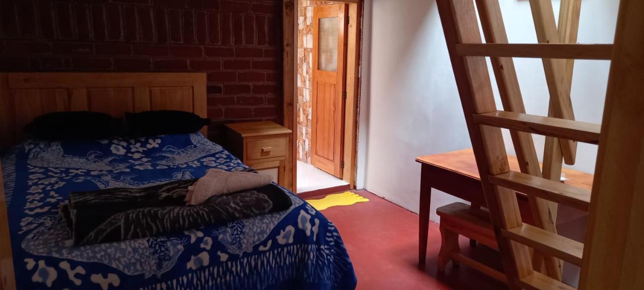 Hostal Dona Clarita & Vegetarian Food Chugchilan Ngoại thất bức ảnh